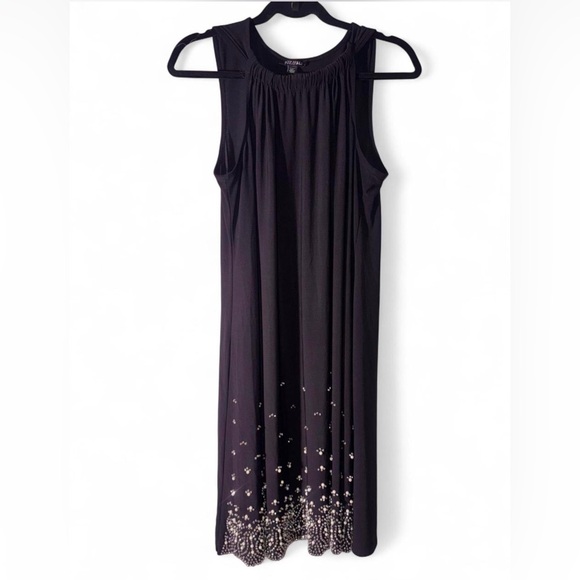 Roz & Ali Dresses & Skirts - Roz & Ali Black Sleeveless Midi Dress with Beaded Hem